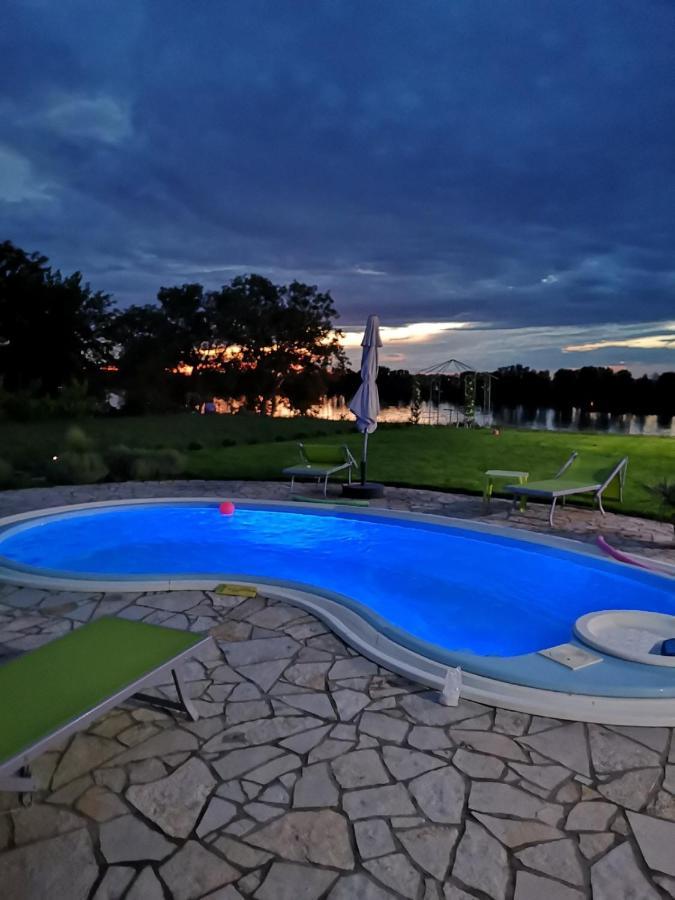 Villa Vila Lily à Smederevo Extérieur photo
